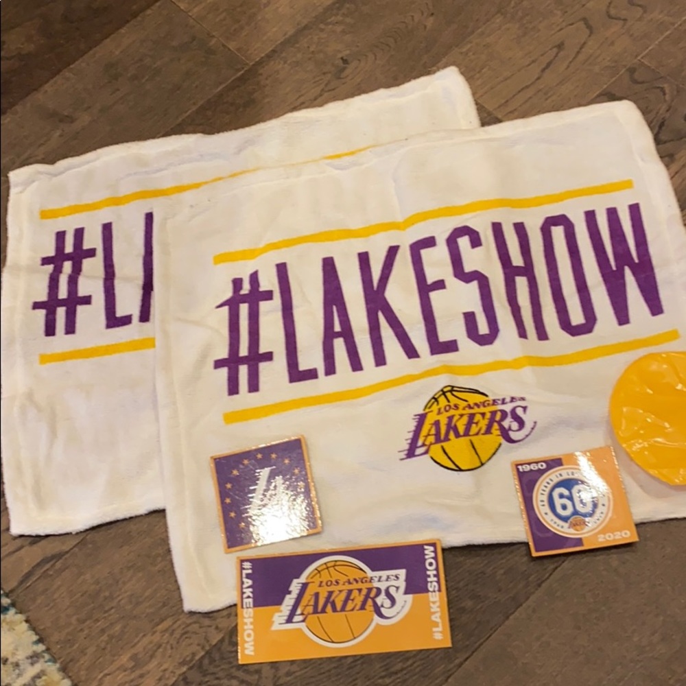 NBA. Lakers fan bundle - Picture 5 of 5